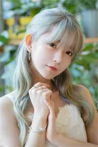 失忆后，死对头竹马把我宠上天完结版