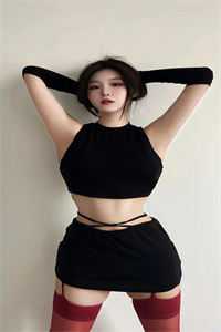 开局惩戒主角他妈，女主们坏掉了