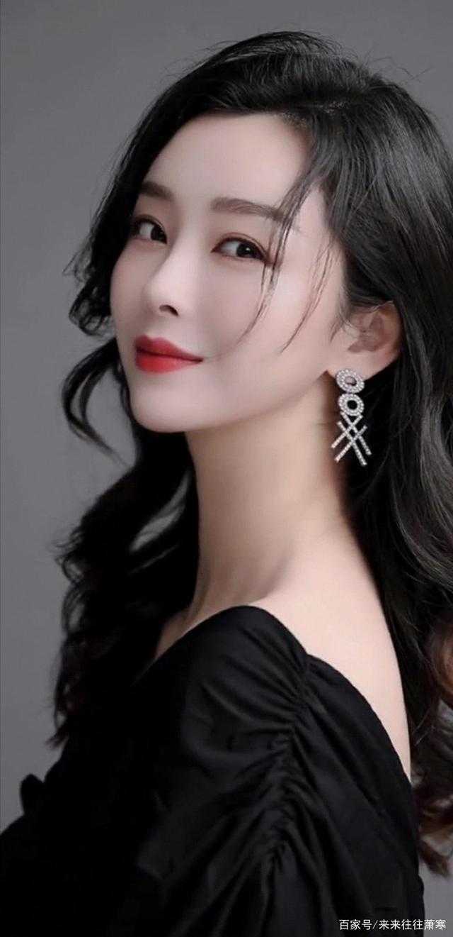 开局天人境巅峰，看哥手刃奸佞