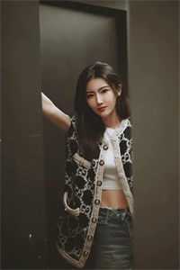 畅销巨著迎娶郡主后，激活娶妻纳妾变强系统