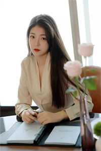 背叛推理：完美妻子背后的秘密精选小说
