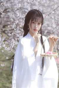 全校公敌！和美女老师谈恋爱