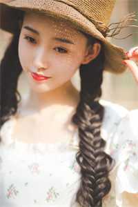 畅销小说绑定系统：给美女消费就返现变强