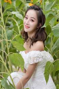 精选小说推荐带货主播，打下F2价格很合理吧
