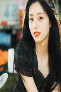畅读全文穿到寒门后，我打江山送女帝