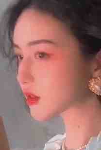 全校公敌！和美女老师谈恋爱全文