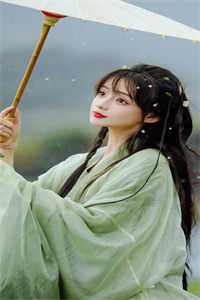 美人宿主快穿后，小世界崩塌了全本小说
