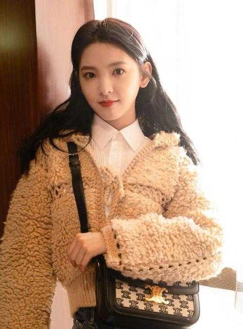 重生后，她打脸恶女名震京城