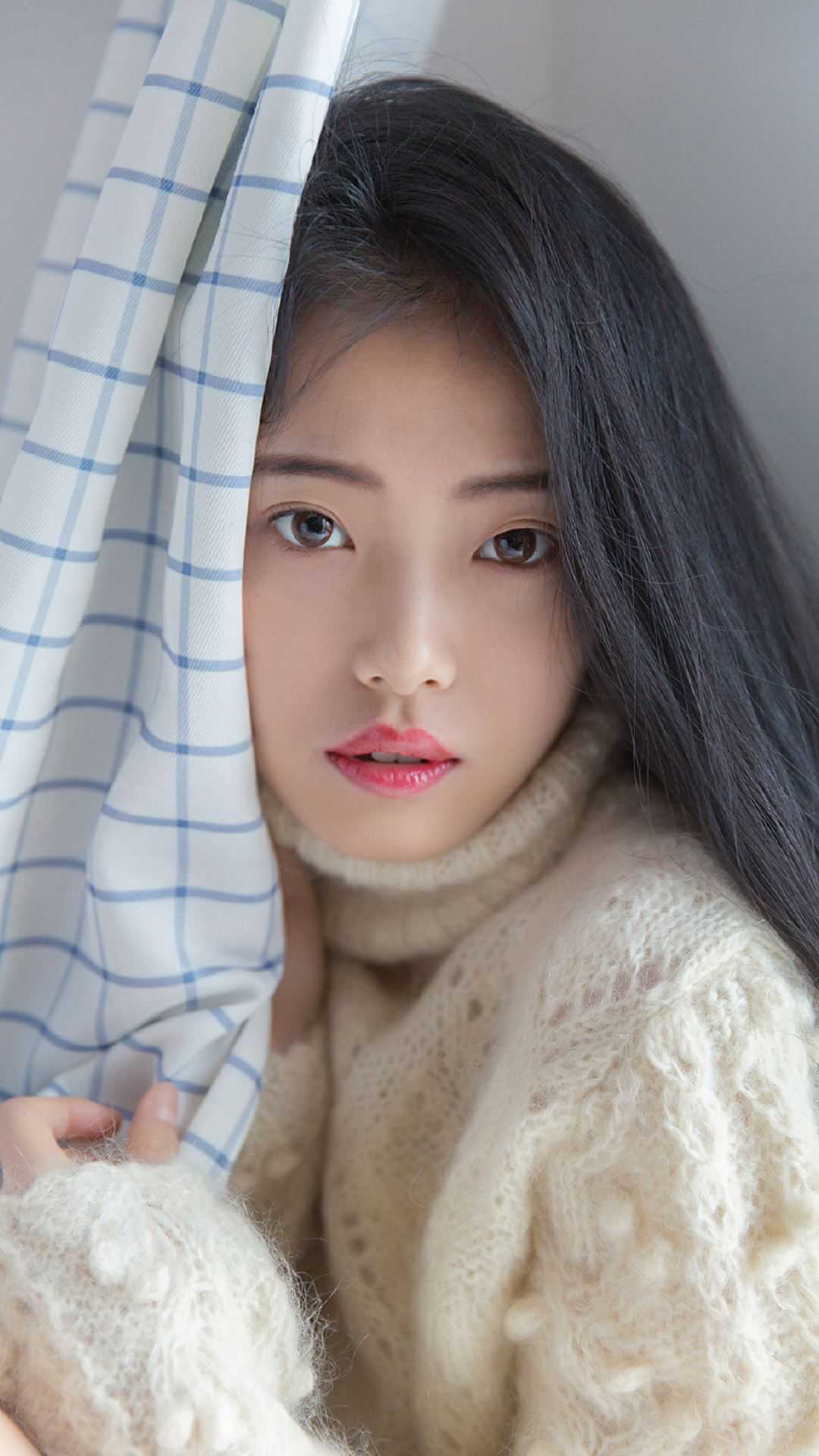 嫁给穷小子后，她成了百亿富婆