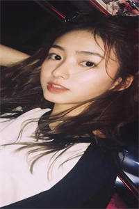 八零军婚：各界大佬都认我当孙女