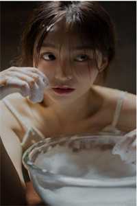 陆总，夫人说这婚迟早要离