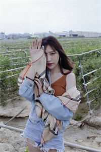 穿越炮灰后，我主动上门寻亲
