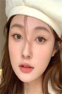 搂腰轻颤