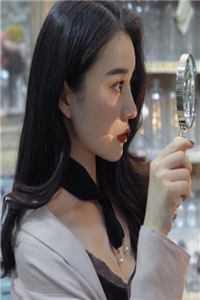 开局金丹期，我醉卧美人膝
