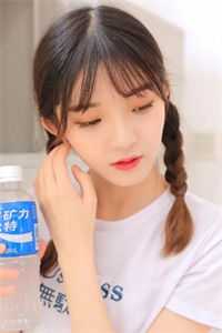 白月光回来后，我揣崽跑路了