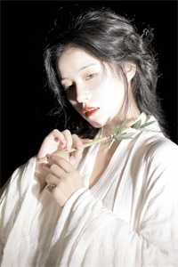 一手掌生死，一剑断万古