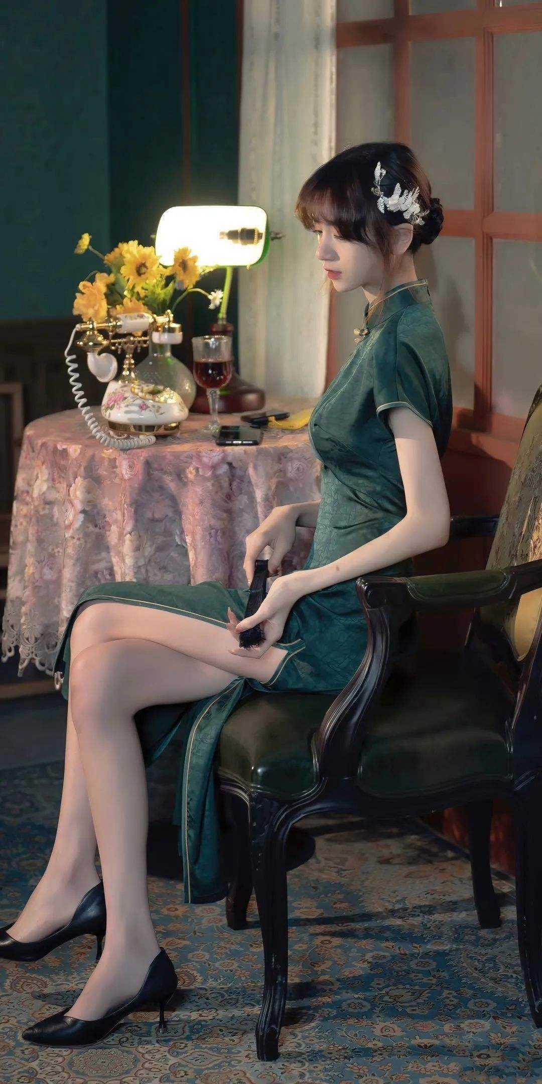 我的老婆,当着我的面奔赴情人