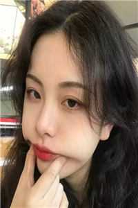 热门小说与诡异结婚后，我在惊悚世界躺赢