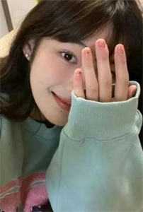 精彩小说重逢前任：霸总牵手成功前女友