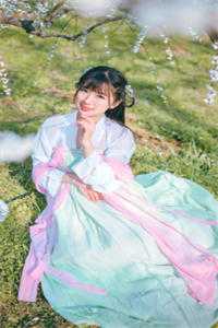 精品小说绝色美妇