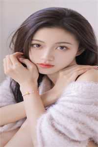 穿书成吃瓜群众后，女总裁盯上我阅读全集
