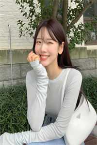 畅读全文版侯府继妻摆烂后，全家跪着求原谅