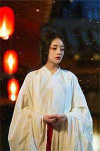 女兵王来到七零后成为焦点