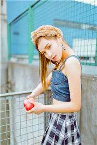完整版一见钟情：爱干饭的女孩，太难追