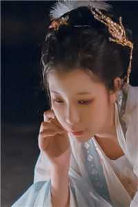 活成前任白月光后，她桃花朵朵开全文