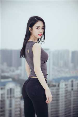 重披铠甲，将军夫人她英姿飒爽