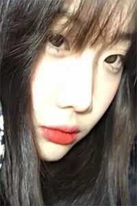 精品小说疯批女配穿越后，捂紧的小马甲被男主们曝光了