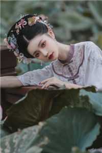 精选篇章阅读活成前任白月光后，她桃花朵朵开