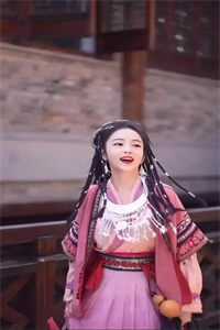 嫡女倾城，傲娇世子总想入赘侯门全文完结
