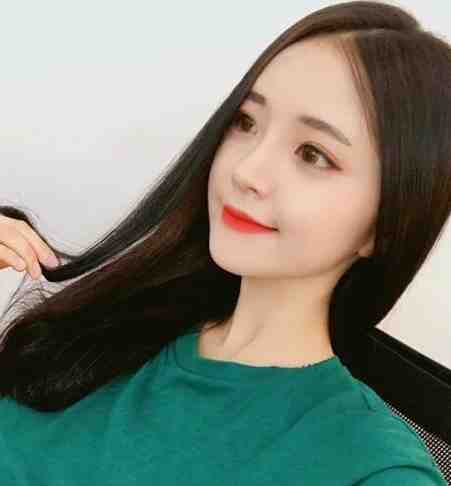 全本小说活成前任白月光后，她桃花朵朵开