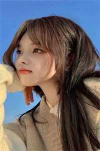 活成前任白月光后，她桃花朵朵开全文