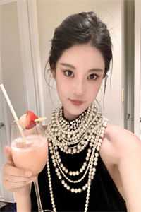 活成前任白月光后，她桃花朵朵开全文版