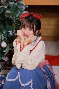 活成前任白月光后，她桃花朵朵开畅读精品