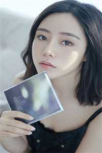 精品推介活成前任白月光后，她桃花朵朵开
