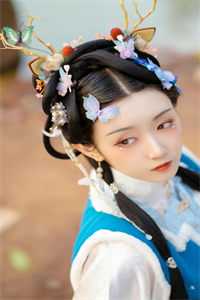 活成前任白月光后，她桃花朵朵开文章全文