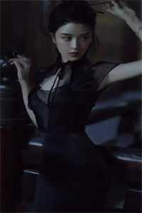 活成前任白月光后，她桃花朵朵开畅销小说