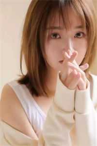 李诗萱