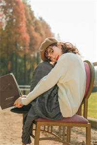 热门作品军婚甜蜜蜜，兵王他不撒手了