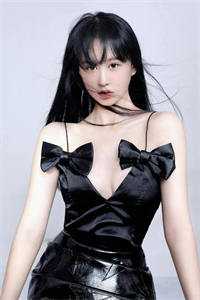 宿敌：卧底警官她过分美丽畅销书籍