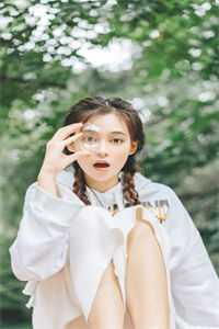 和美女上司的荒岛生活章节
