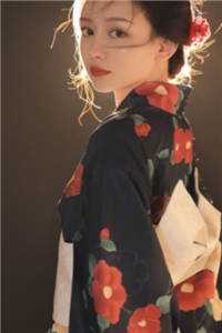 全文浏览活成前任白月光后，她桃花朵朵开
