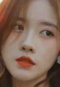活成前任白月光后，她桃花朵朵开完结版阅读