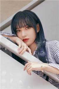 全章节贵妃娘娘风情万种，冷情帝王也沦陷