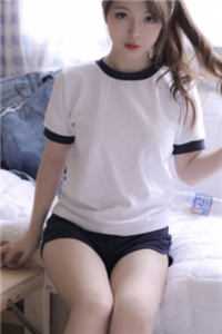 穿成恶毒女配，我陪大佬东山再起精品全集