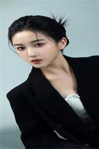 畅读精品小说八零军婚：各界大佬都认我当孙女