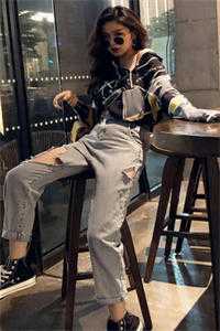夫人离婚后，军阀大佬一夜白头完整章节阅读